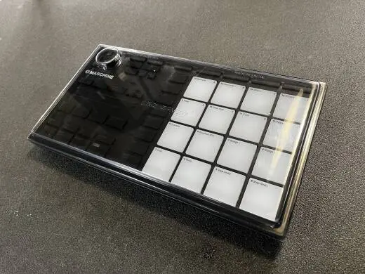 Native Instruments - MIKRO MK3